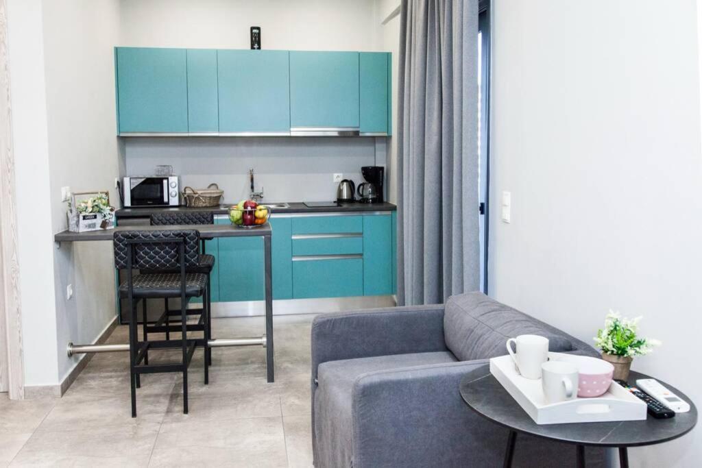 E Spacious Cornered Brand New Studio Apartment E Atenas Exterior foto